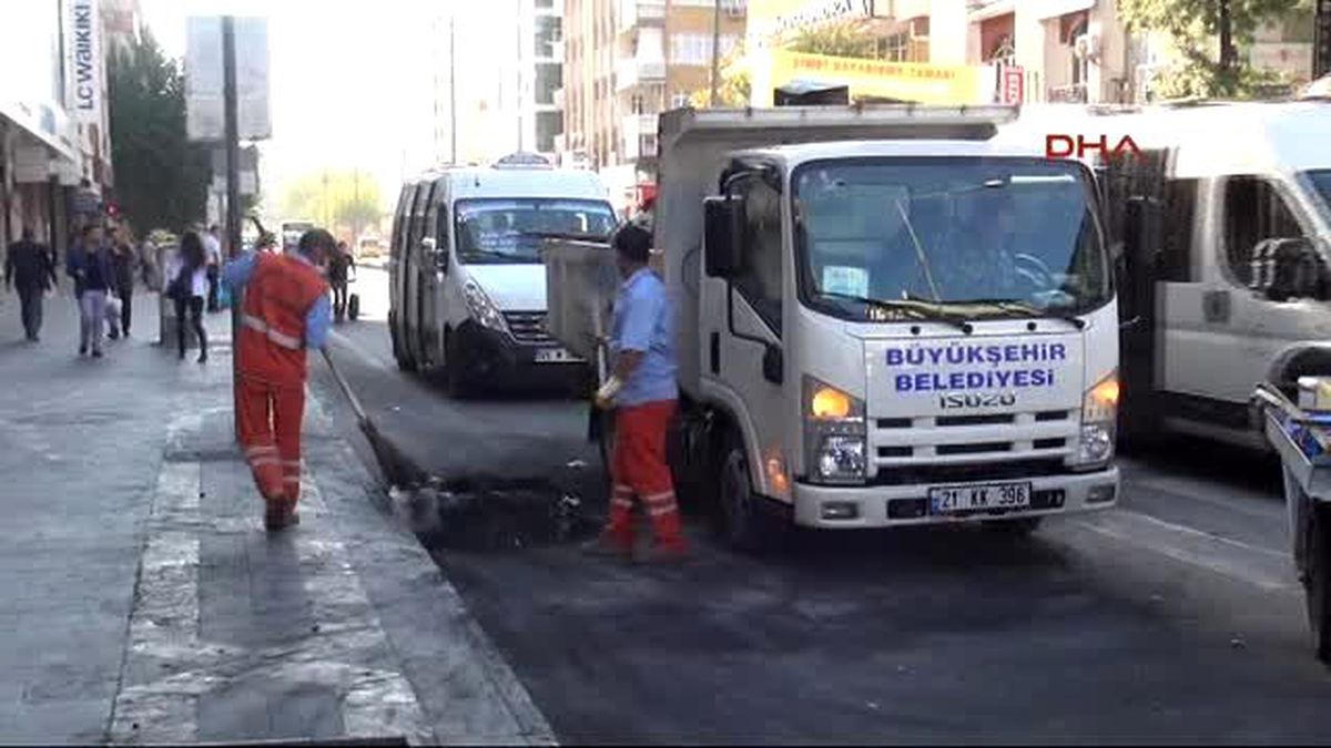 Diyarbakır\'da Temizlik Çalışması Başladı