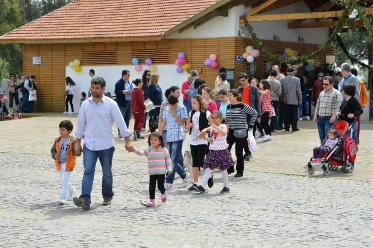 İzmir Doğal Yaşam Parki Bayramda Ziyaretçi Rekoru Kırdı