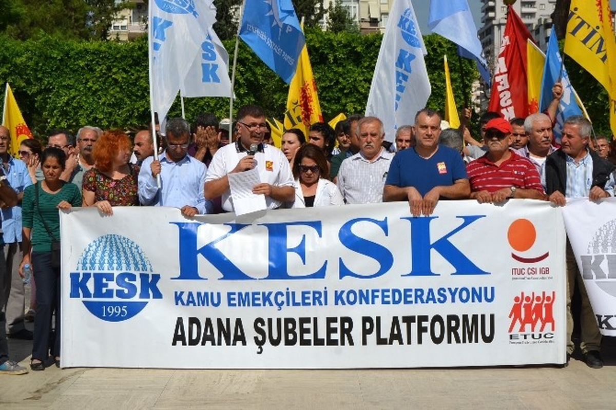 Adana\'da Eğitimciler Kobani İçin Yürüdü