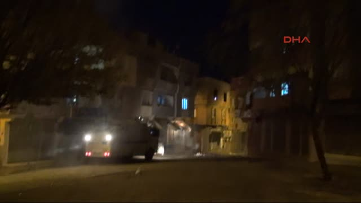 Gaziantep ve Şanlıurfa\'nın 3 İlçesinde Kobani Gerginliği -1