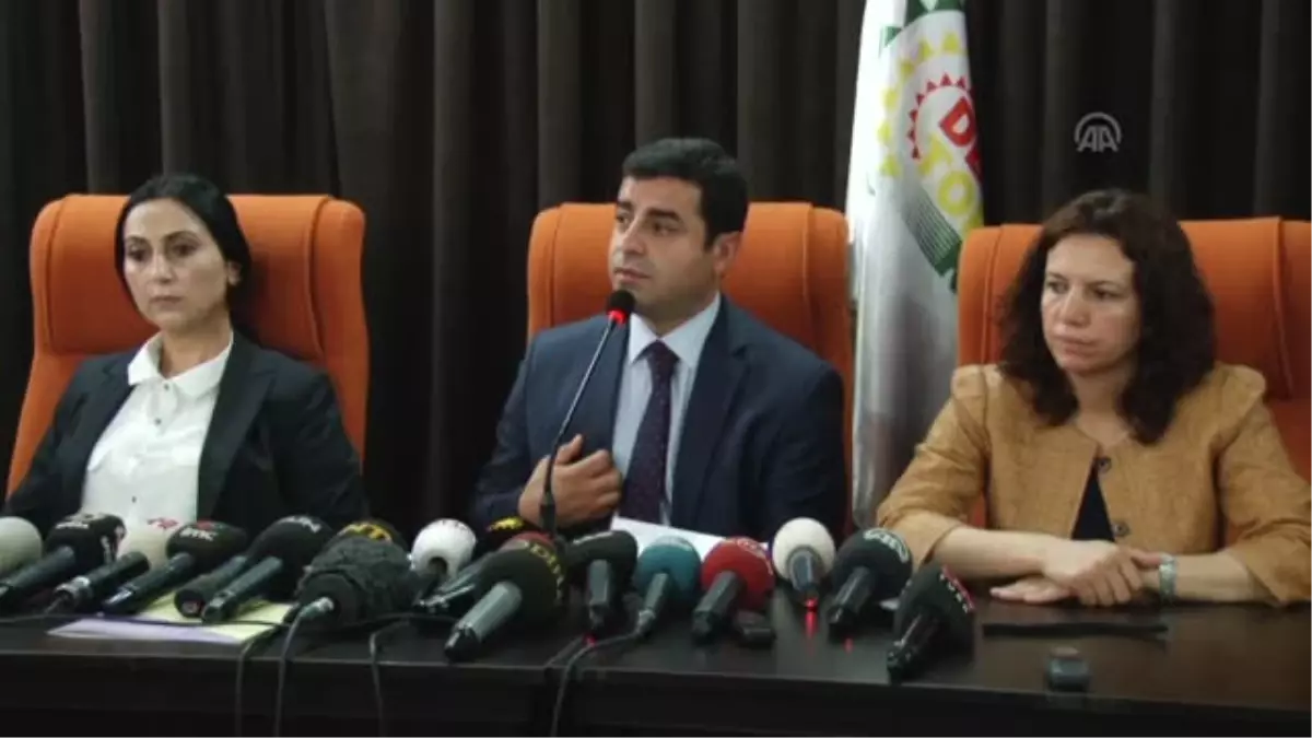 Hdp Eş Genel Başkanı Demirtaş\'ın Basın Toplantısı