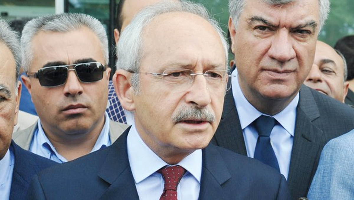 Kılıçdaroğlu: Bayrak Yakan Bu Ülkede Yaşamasın
