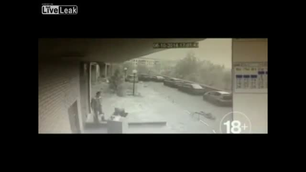 Kız Öğrenci İntihar Etti, Kimse Dönüp Bakmadı