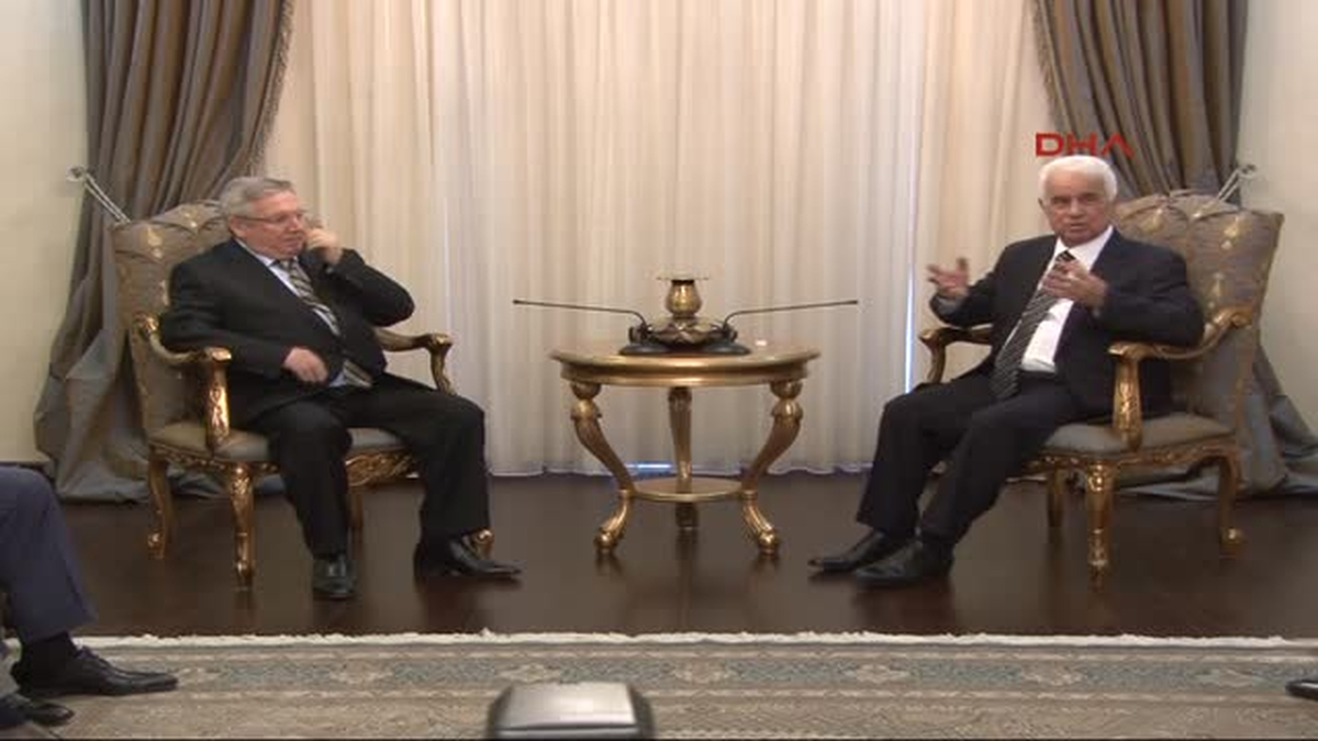 KKTC Cumhurbaşkanı Eroğlu, Fenerbahçe Heyetini Kabul Etti
