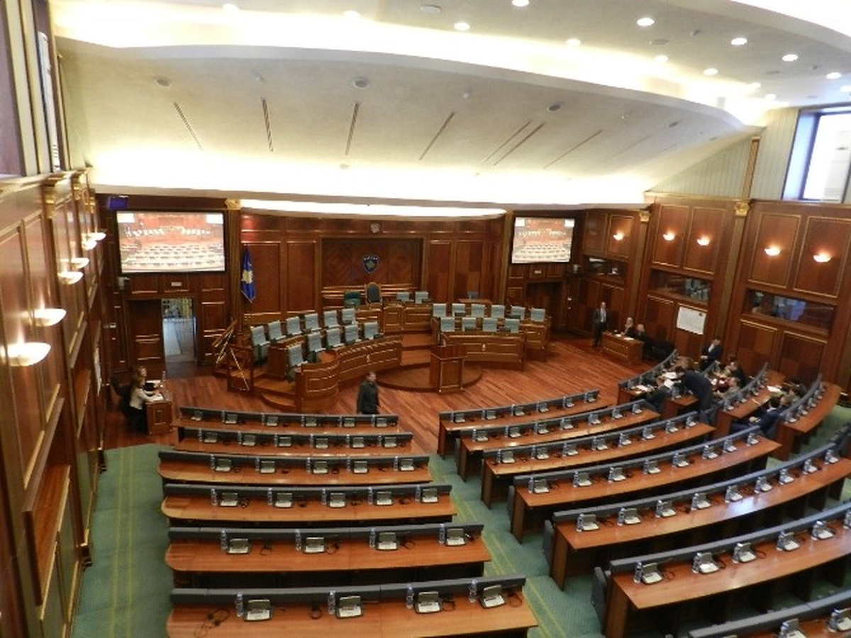 Kosova\'da Meclis Başkanı ve Yardımcıları Yine Seçilemedi