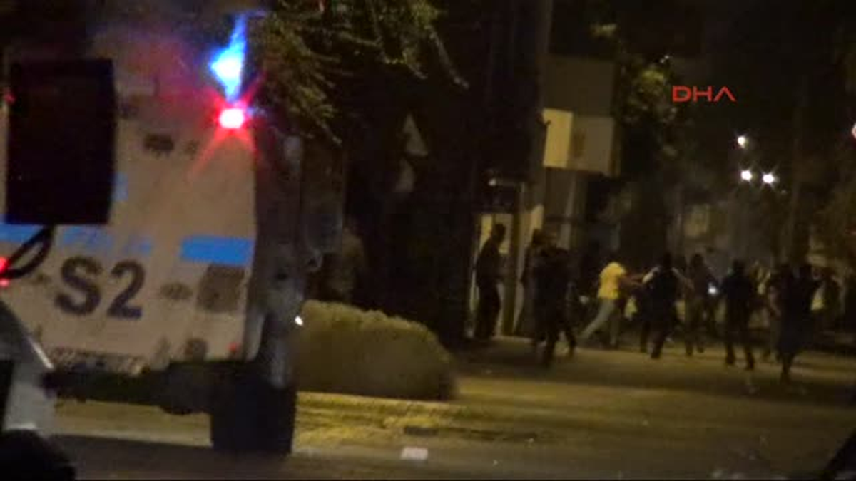 Polis Aracına Molotoflu Saldırı; 2 Polis Yaralı" Haberine Ek