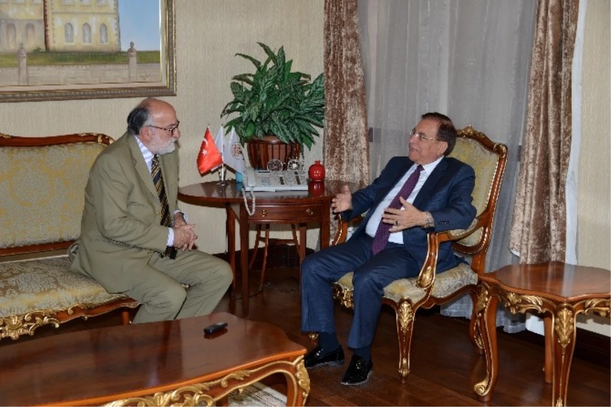 Sırbistan\'ın Ankara Büyükelçisi Vucetic, Vali Vekili Eren\'i Ziyaret Etti