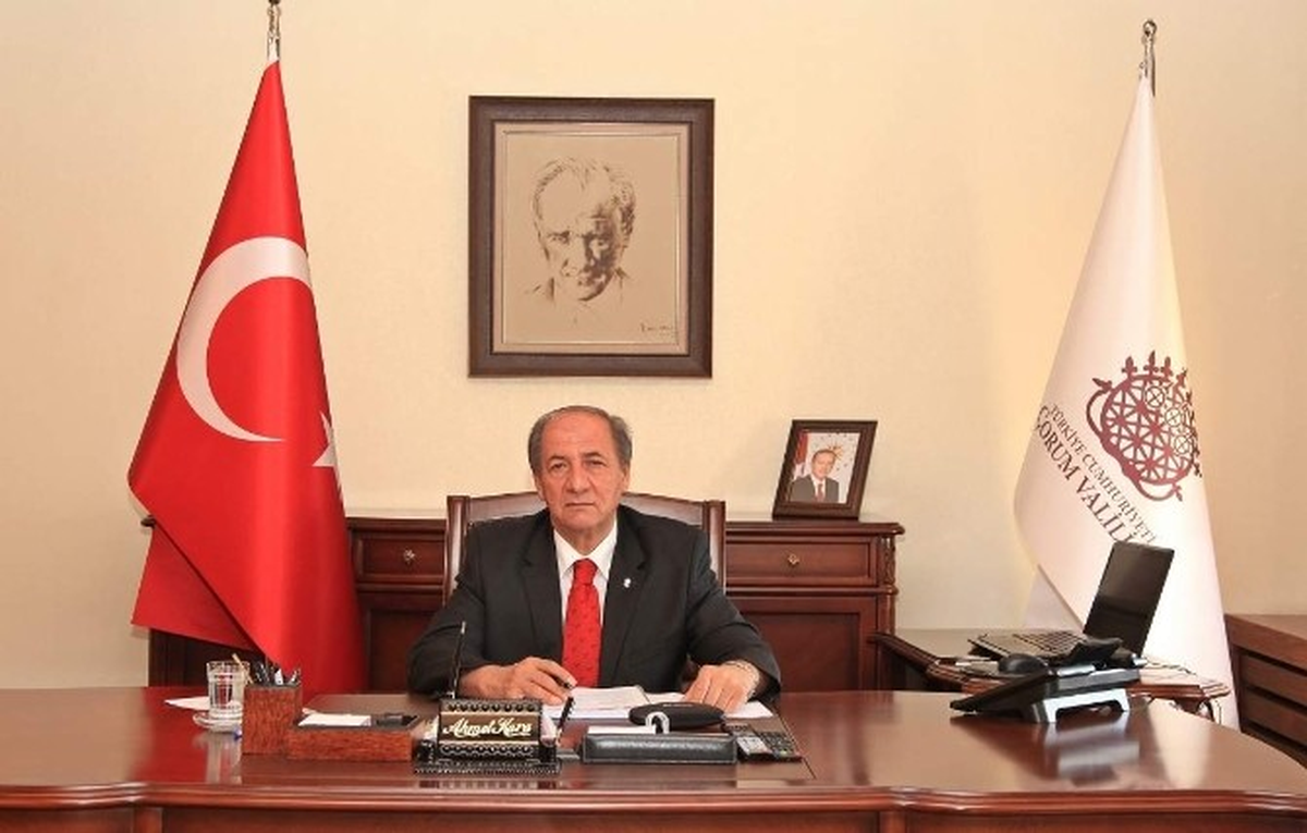 Vali Kara\'dan Bayrak Hassasiyeti