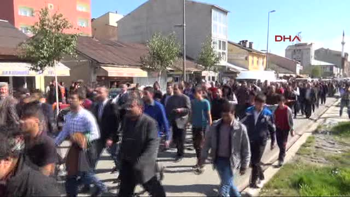 "Bayrağa, Büstlere, Esnafa Saldırıyı Asla Kürt Halkı Tasvip Etmedi"
