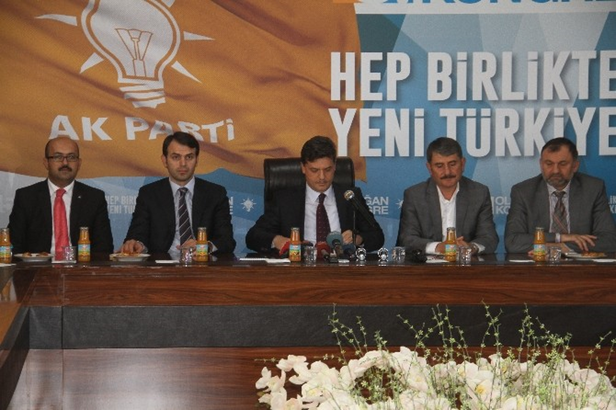 AK Parti\'de 5. Olağan Büyük Kongre Bilgilendirme Toplantısı