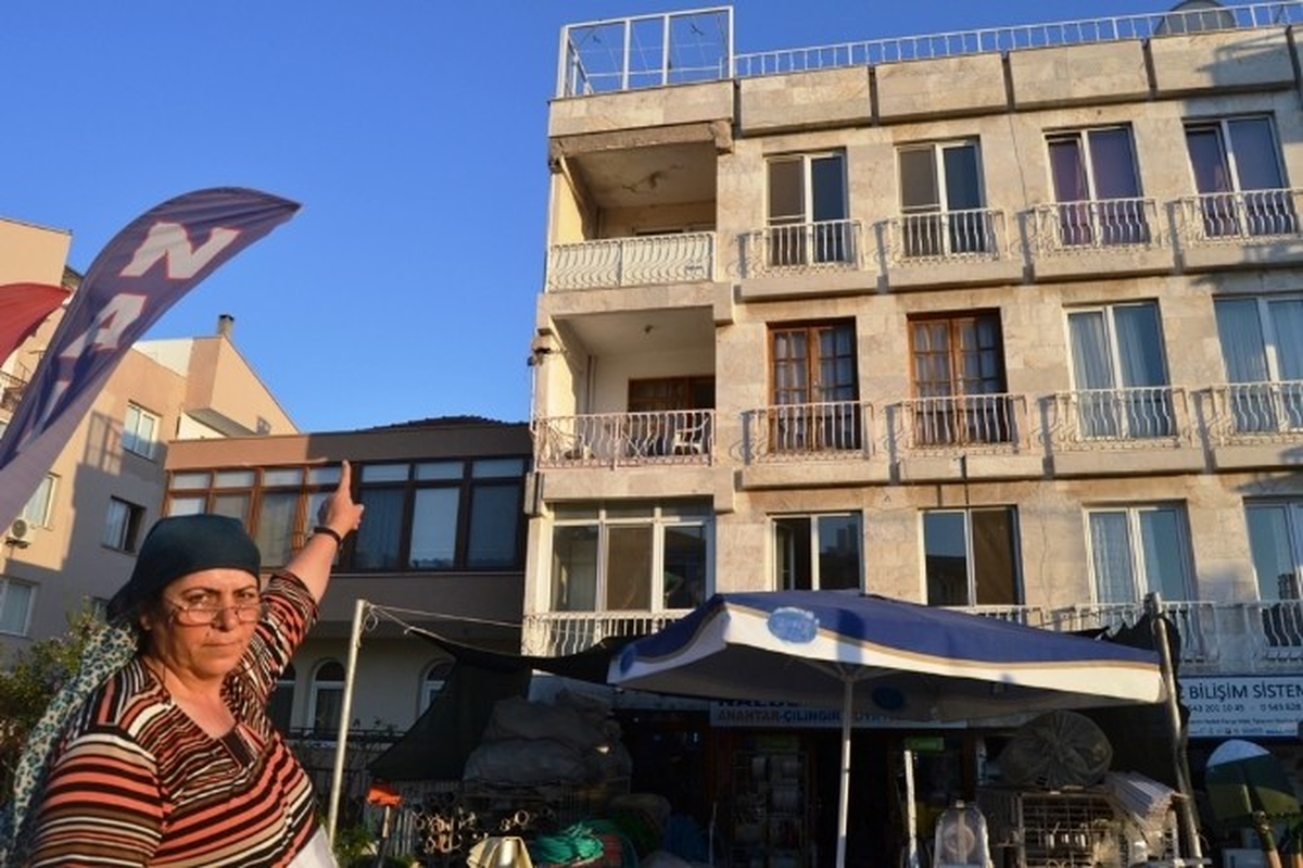 Apartman Tehlike Saçıyor