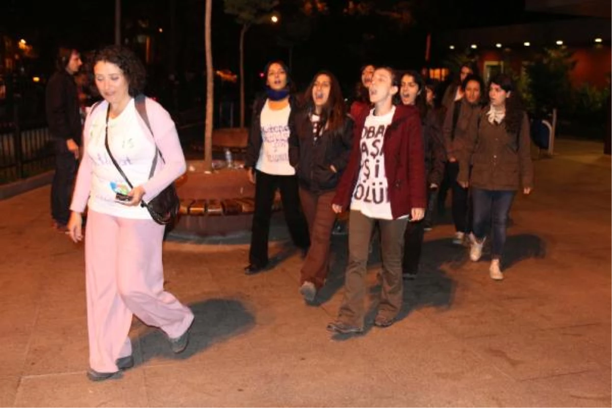 Atatürk Havalimanı\'nda Gözaltına Alınan 46 Kadın Serbest Bırakıldı
