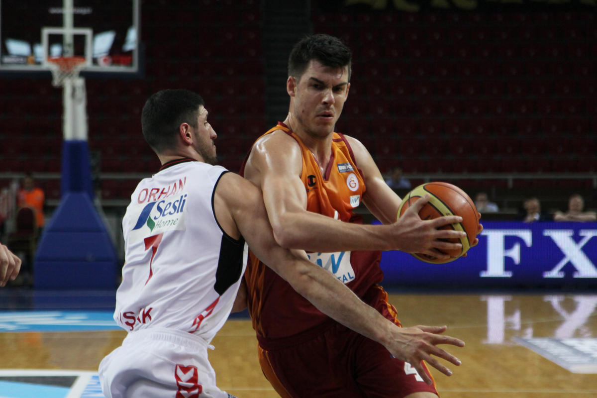 Uşak Sportif Galatasaray\'a Hazır