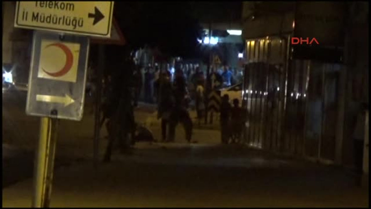 Aydın\'da Sabaha Kadar Kobani Eylemi