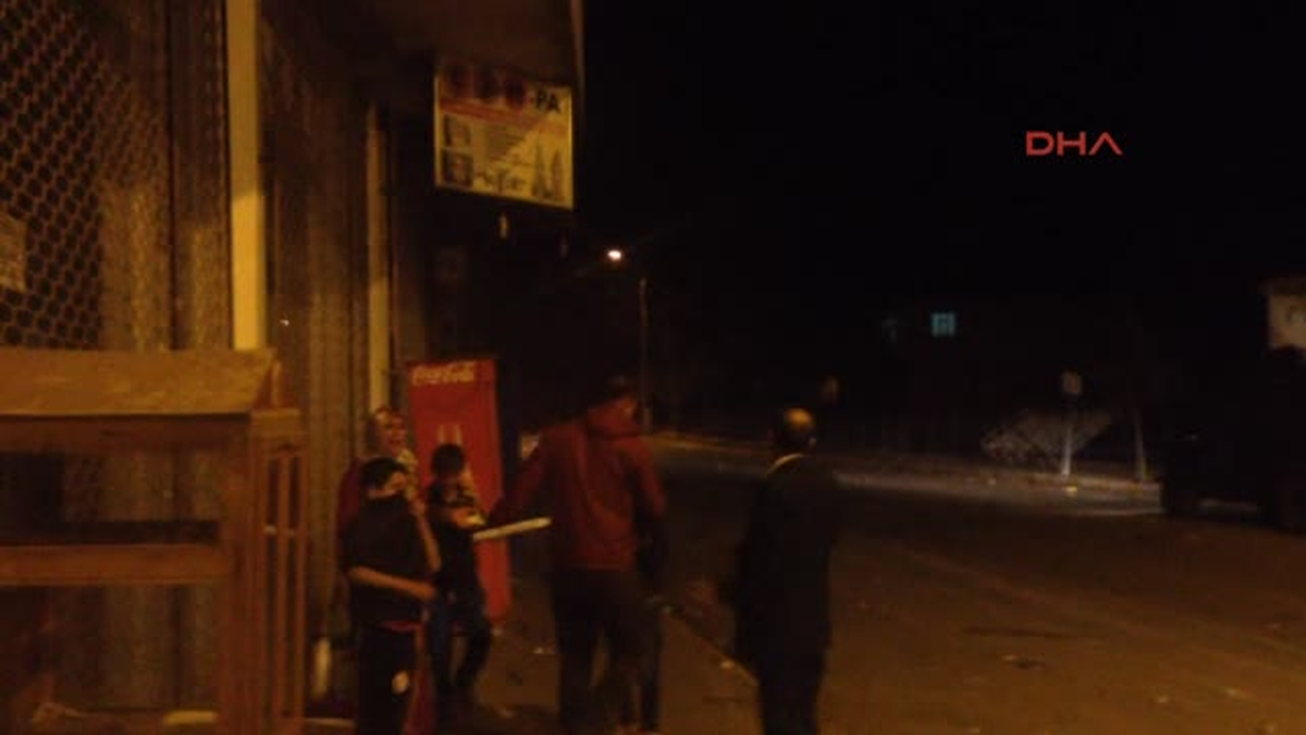 Çatak\'ta Akşam Saatlerinde Olaylar Çıktı