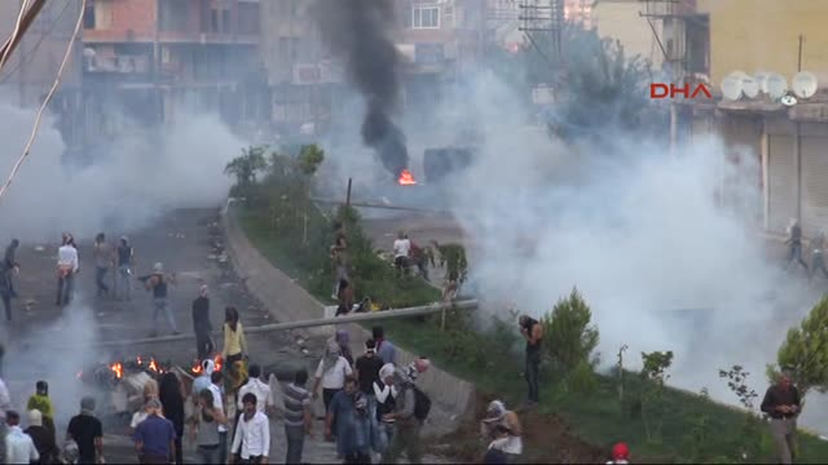 Cizre\'de Özel Erkek Yurdu Ateşe Verildi