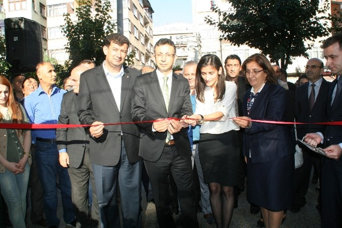 Devrekli Hemşireden Resim Sergisi
