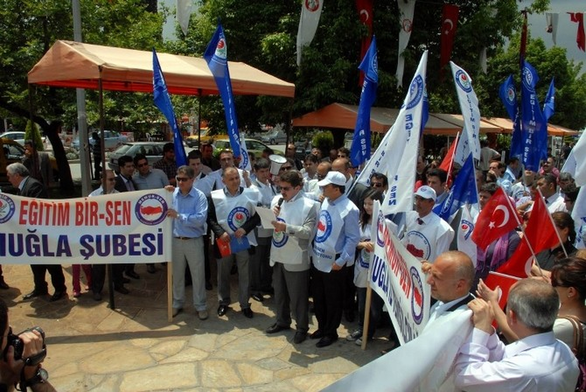 Eğitim Bir-Sen Üyelerine Tasfiye İddiası
