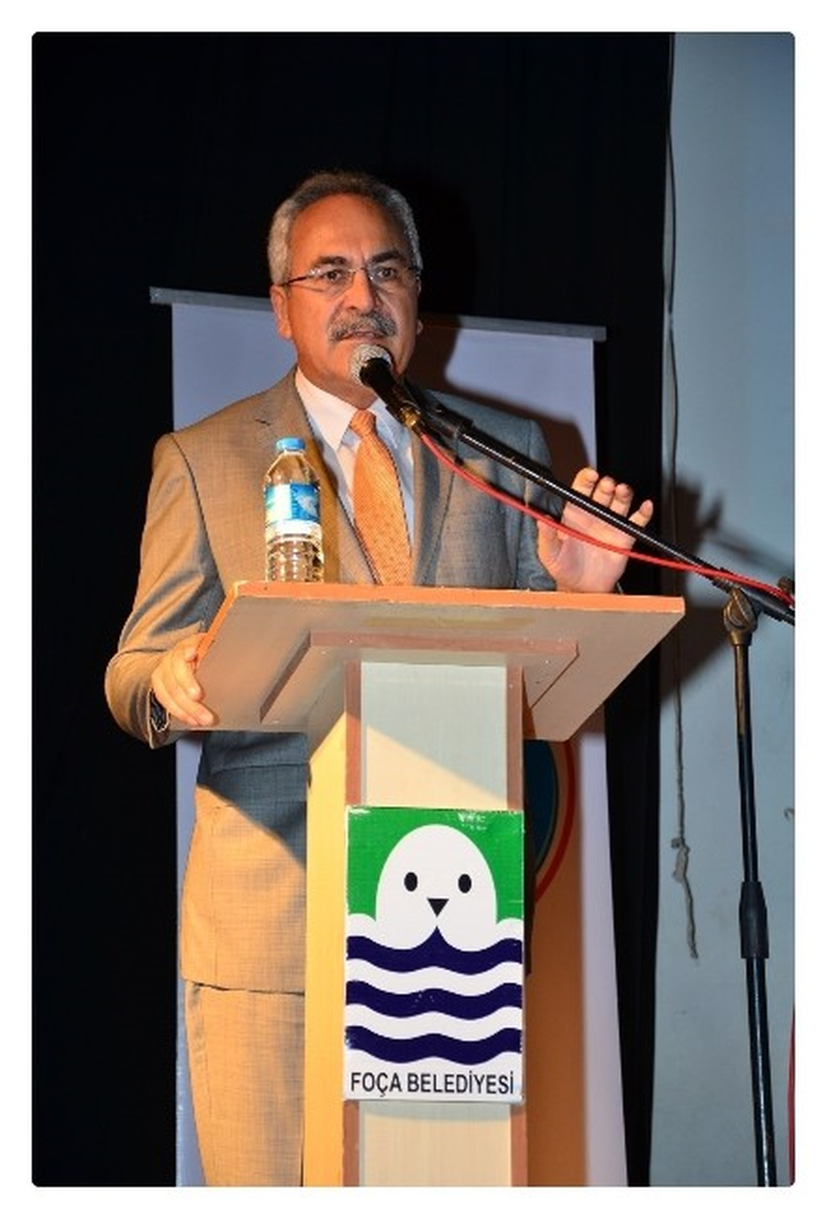 Foça\'daki Ağaç Kesimleri Durduruldu