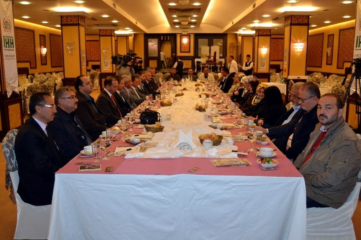 İhh İnsani Yardım Derneği\'nden \'Her Sınıfın Bir Yetim Kardeşi Var\' Kampanyası