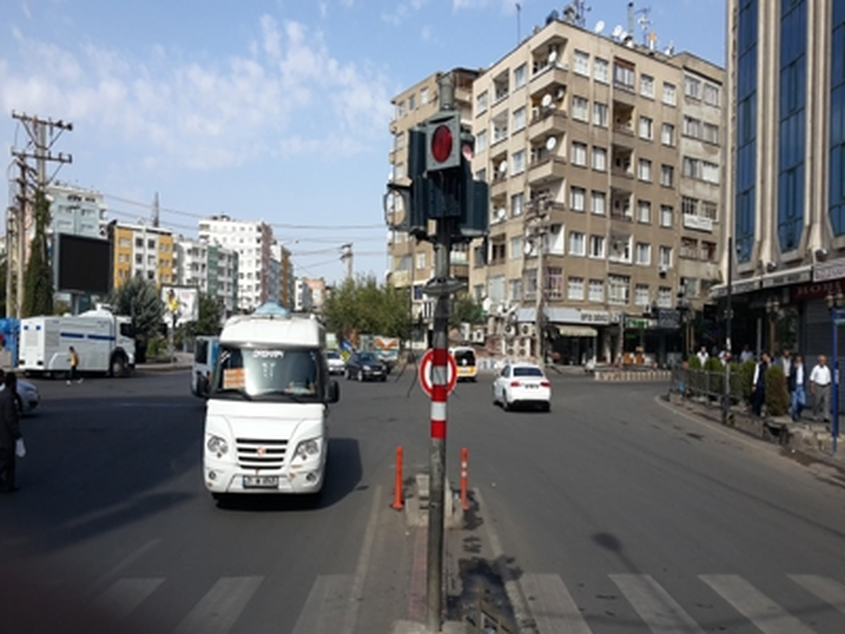 Işık Yok, Kontrol Yok
