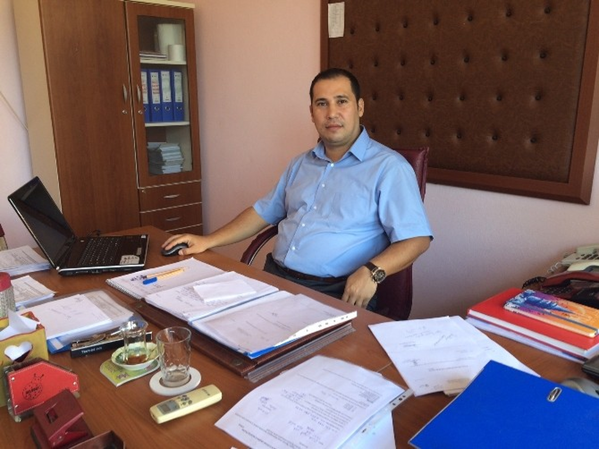 Kiraz\'ın Yeni Halk Eğitim Merkezi Müdürü Şerif Emre Akın