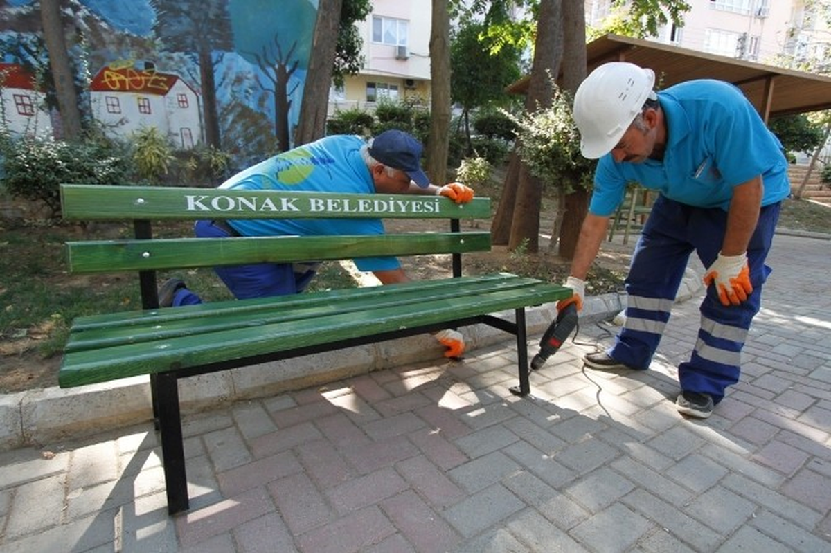 Konak Belediye Atölyesi Fabrika Gibi Çalışıyor