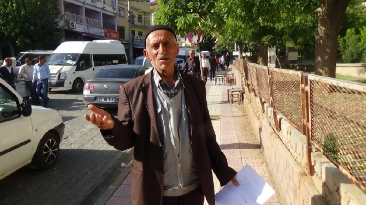 Kulp'ta 71'lik Dedeye Askerlik Tebligatı Şoku