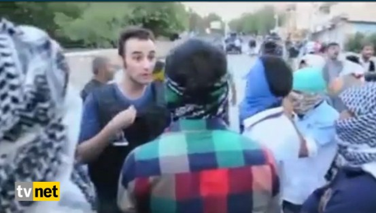 Mardin'de Polisin Göstericiler ile Duş Pazarlığı