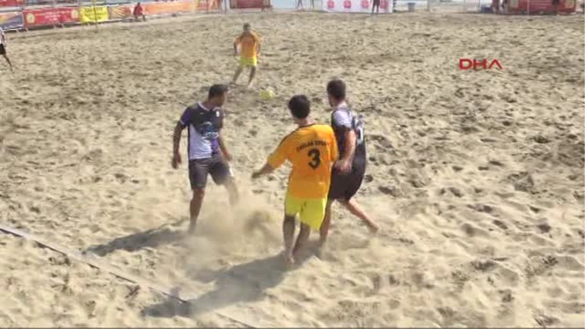 Plaj Futbol Ligi Finalleri Alanya\'da Başladı