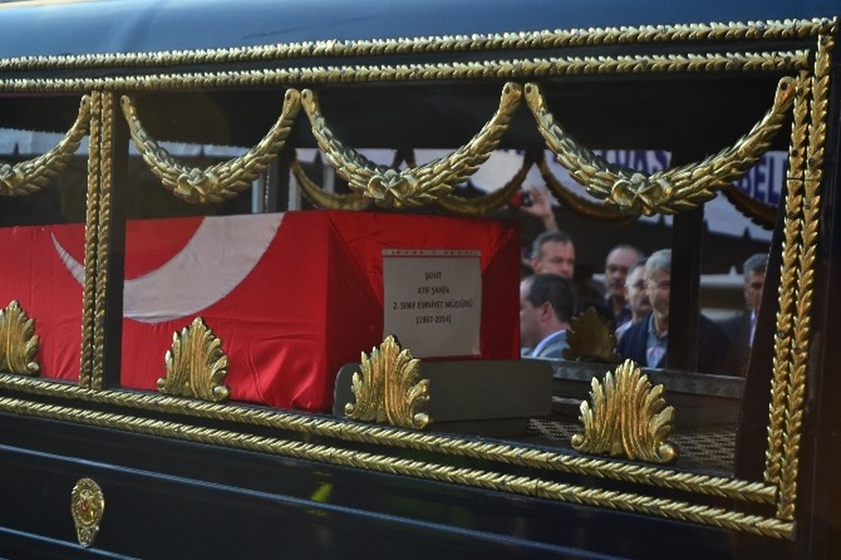 Şehit Emniyet Müdür Yardımcısı Şahin, Son Yolculuğuna Uğurlandı