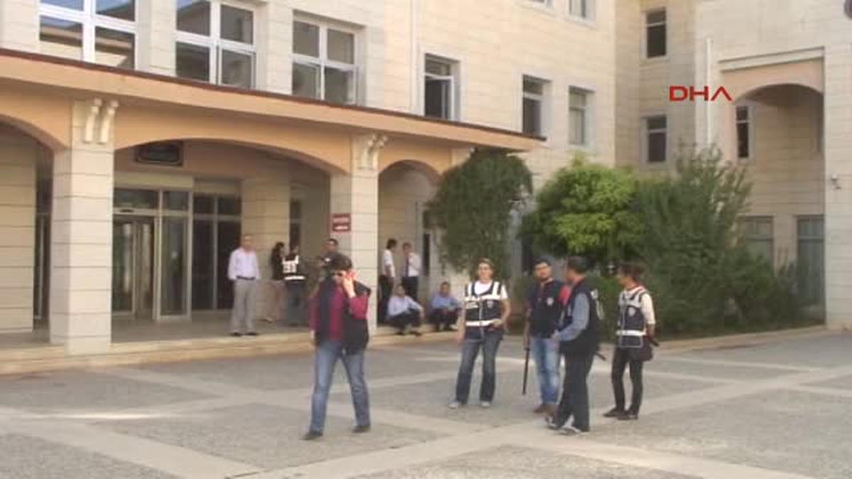 Siirt 25 Kişi Adliye\'ye Sevk Edildi