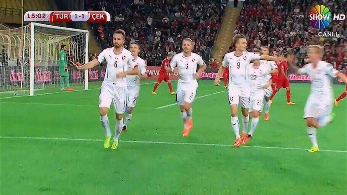 Tomas Sivok Gole Sevinmedi
