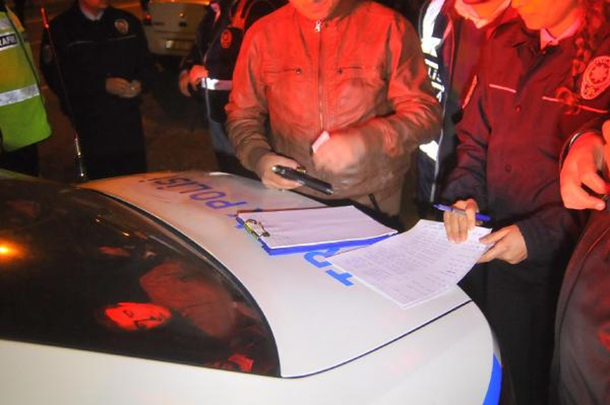 Asayiş Uygulamasında Ruhsatsız Tabanca Ele Geçirildi