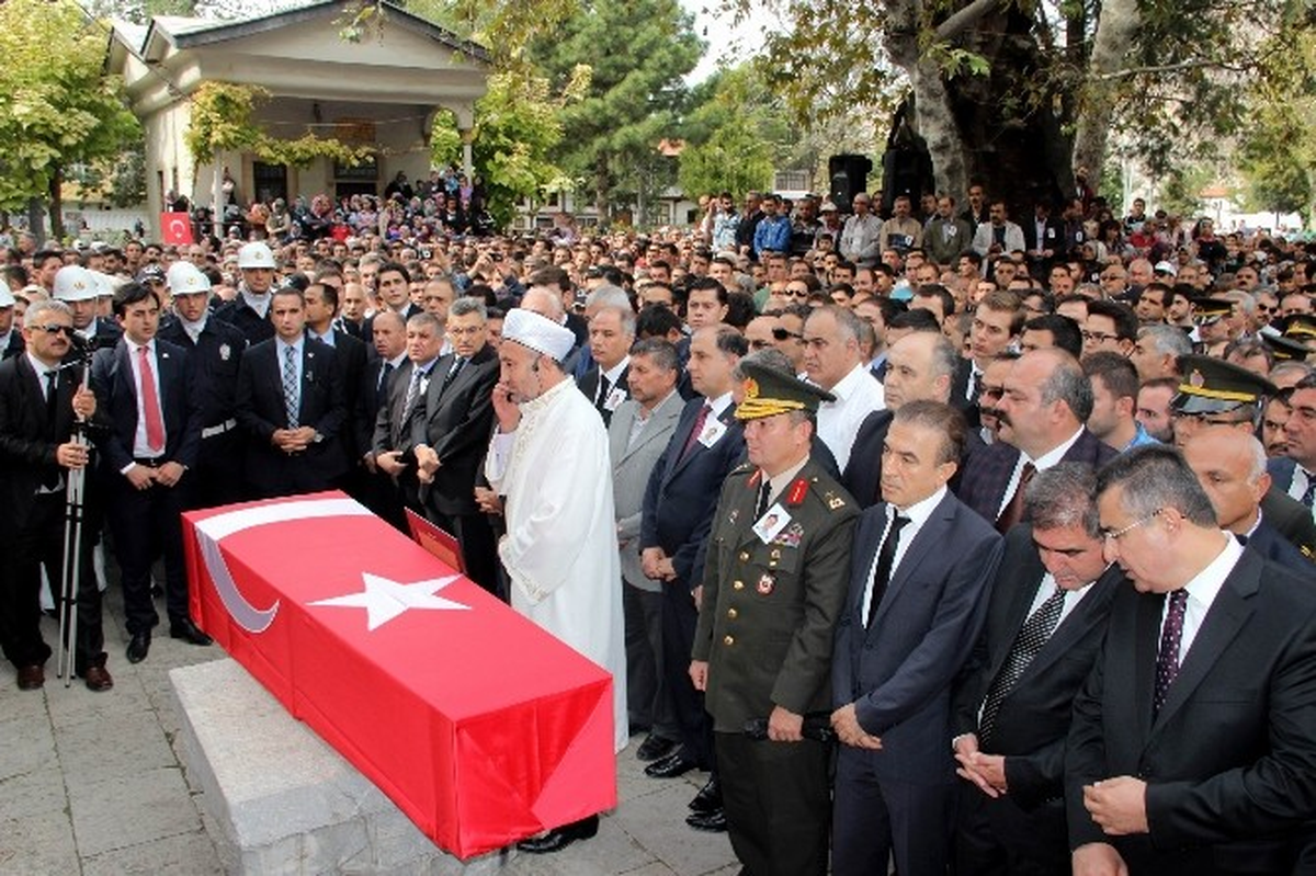 Şehit Babasından Bakanlara Moral Desteği