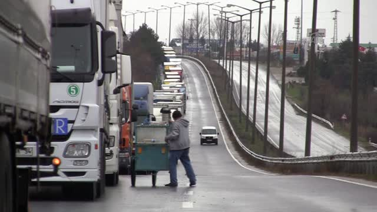 Sınır Kapılarında Tır Kuyruğu