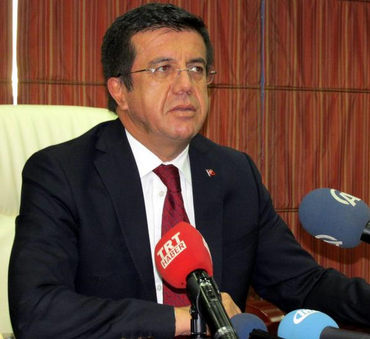 Bakan Zeybekci: "Takip Ediyoruz ve Gerektiği Zamanda Gereği Yapılacaktır"