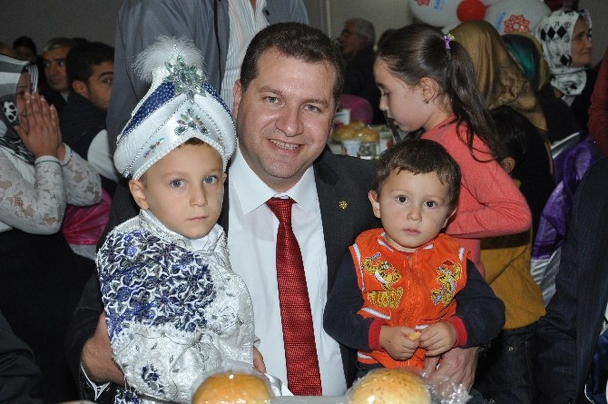 Balıkesir Karesi\'de Toplu Sünnet Şöleni