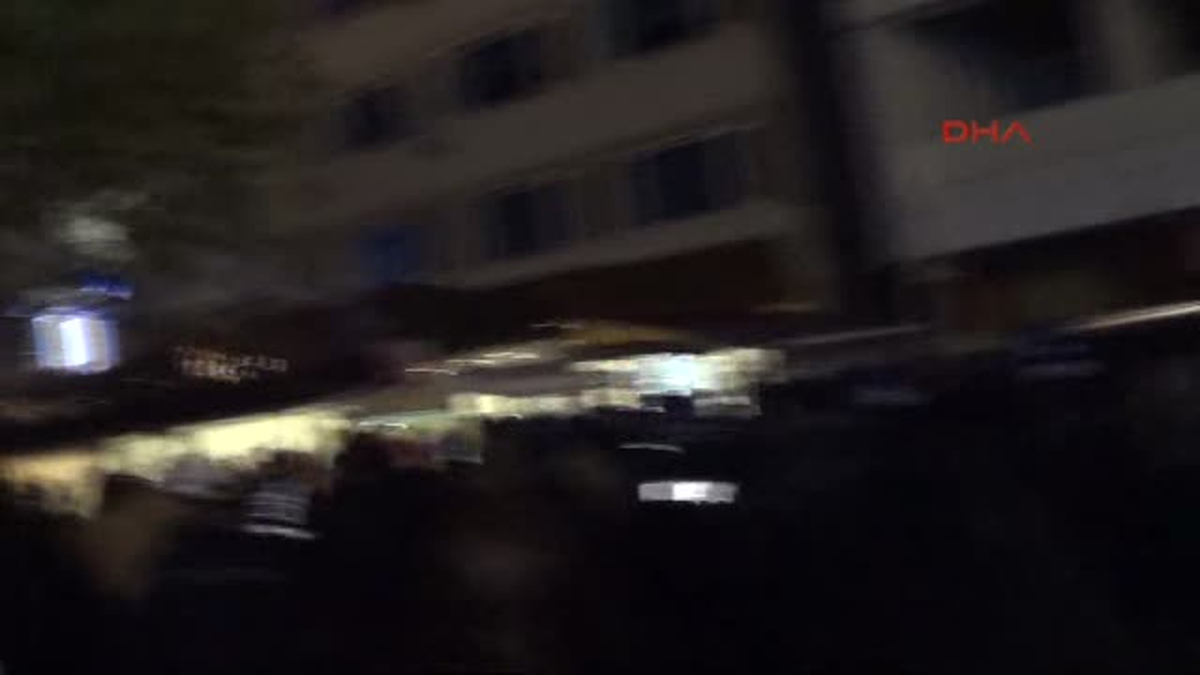 Çanakkale\'deki Kobani Protestosunda Gerginlik