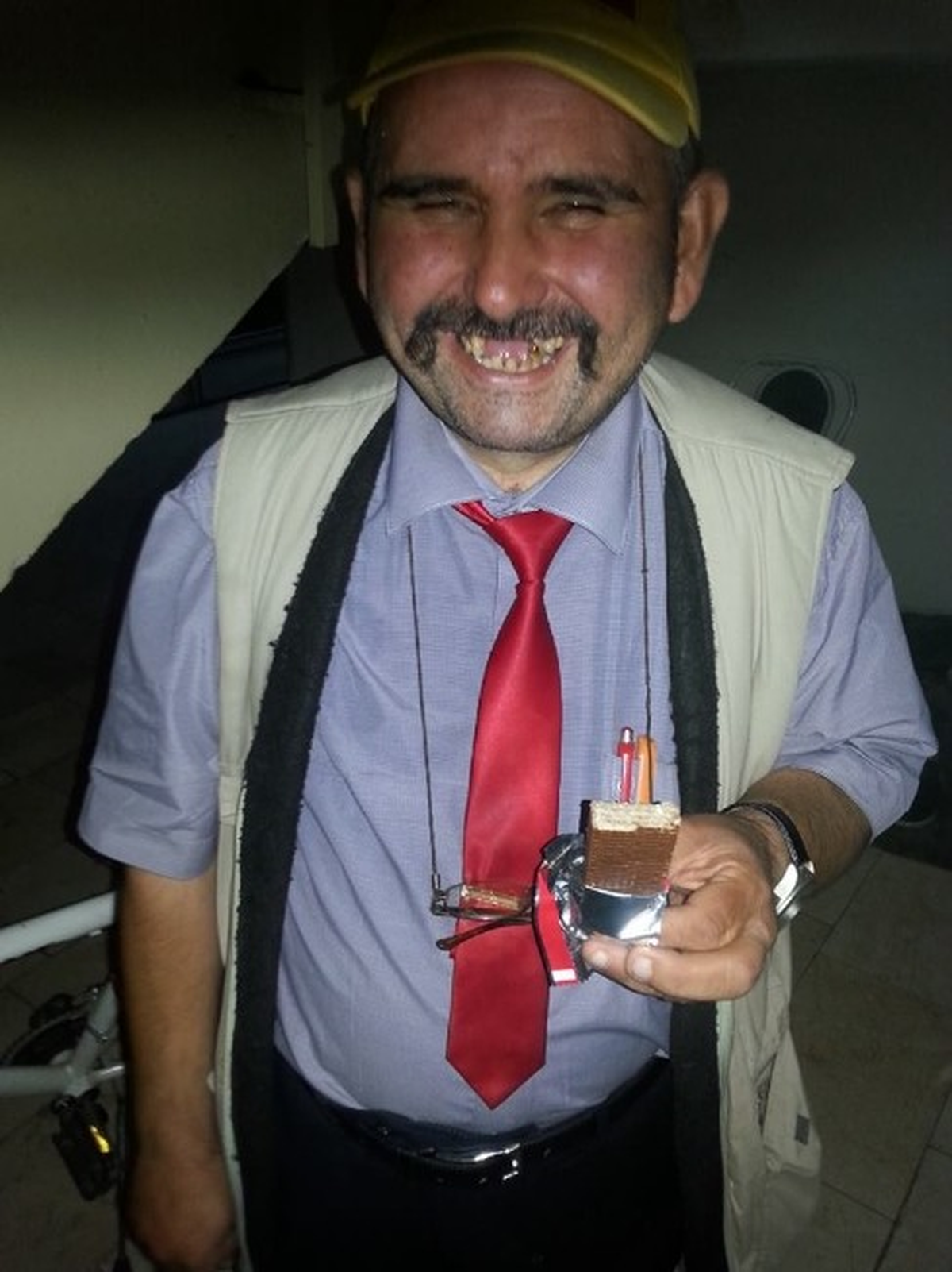Çiçek Ali\' Randevusuz Ayakkabı Boyamıyor