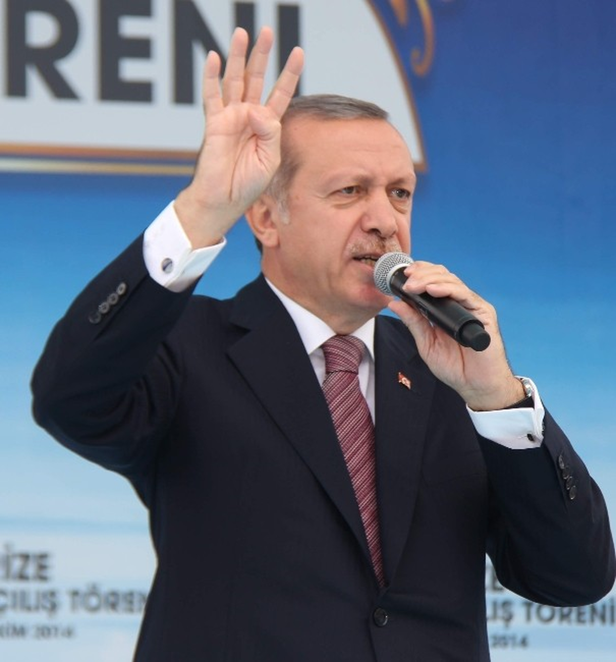 Cumhurbaşkanı Erdoğan Rize\'de…(1)