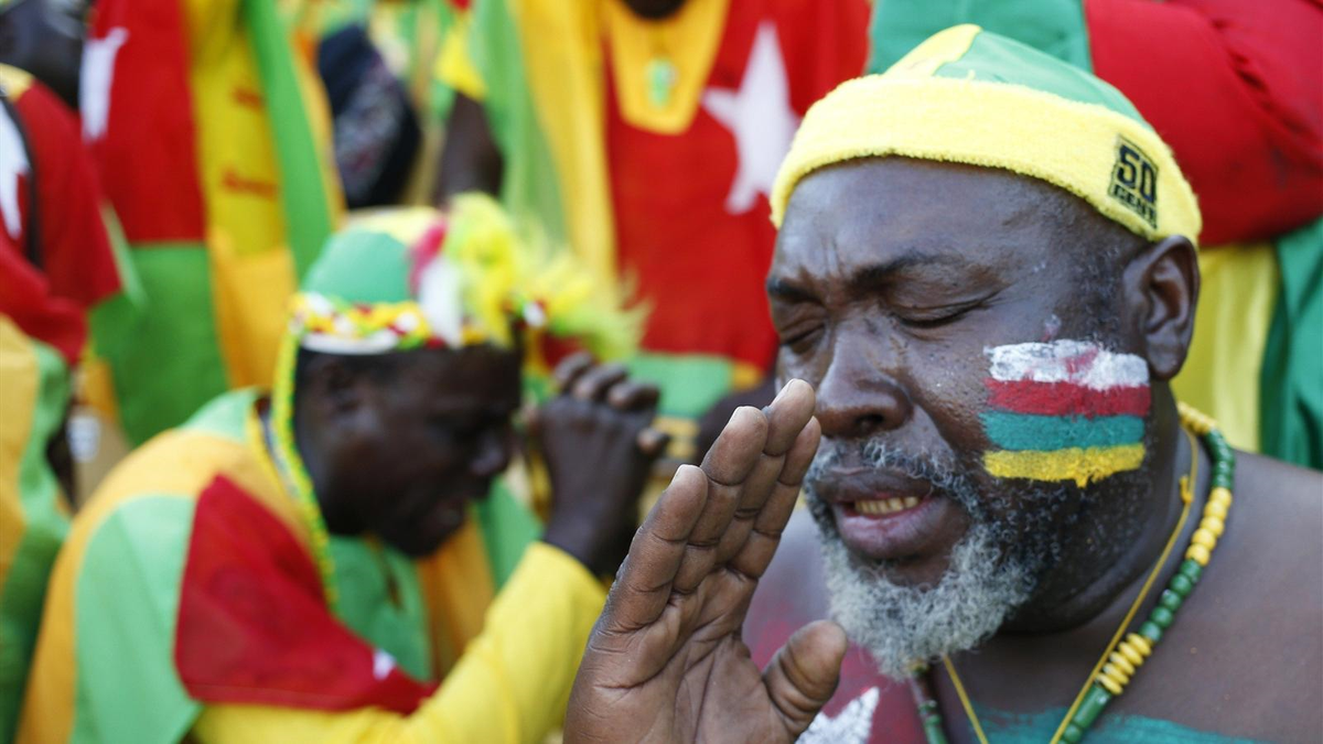 Ebola, Afrika\'da Futbolu Etkiliyor