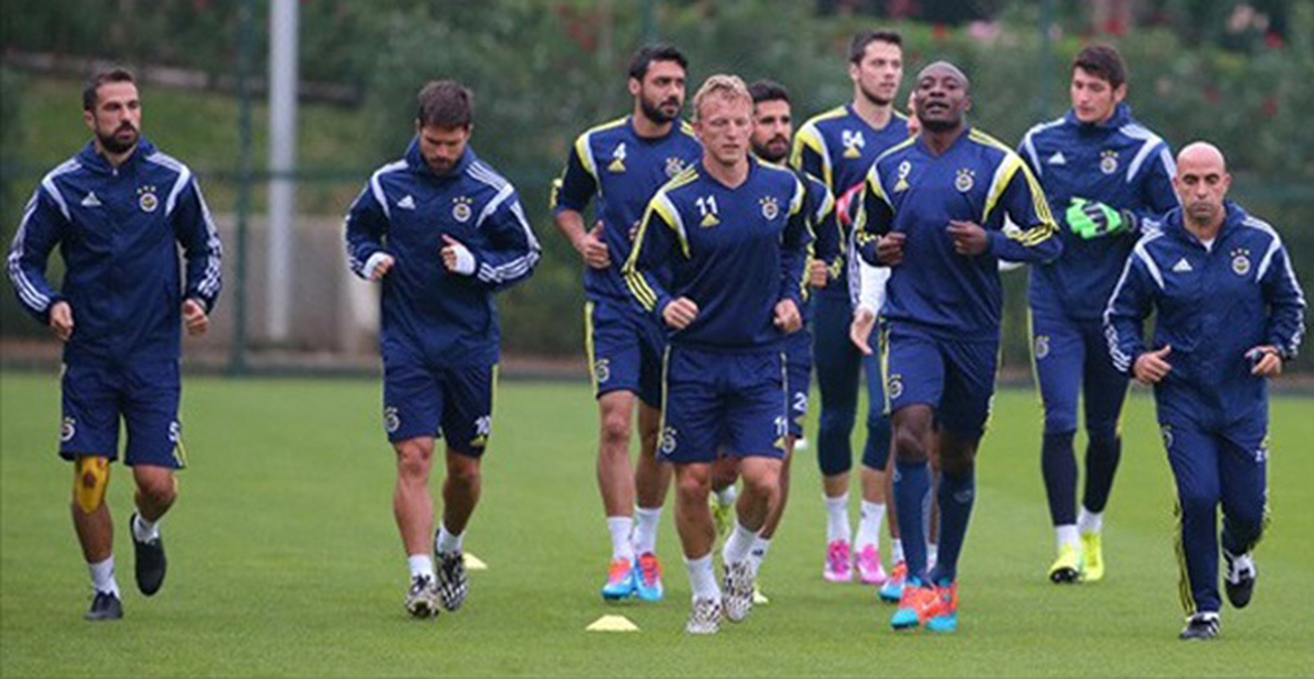 Fenerbahçe\'de Derbi Hazırlıkları Sürüyor