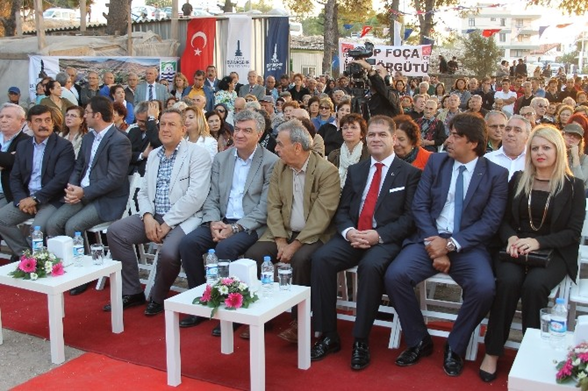 Foça\'ya Tarihi Dokunuş