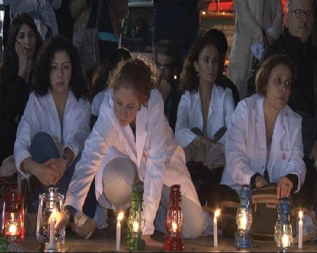 Hekimlerden "Fenerli" Işid Protestosu