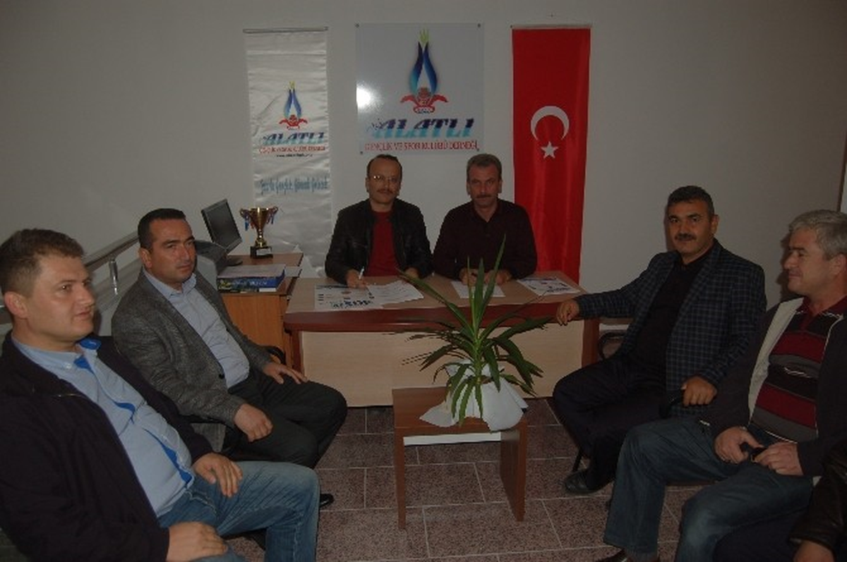 İki Alatlı Spor Kulübü Halk Eğitim Merkeziyle Protokol İmzaladı