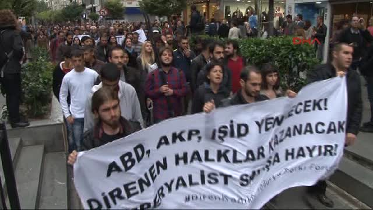 Kadıköy\'de "Kefenli" IŞİD Protestosu