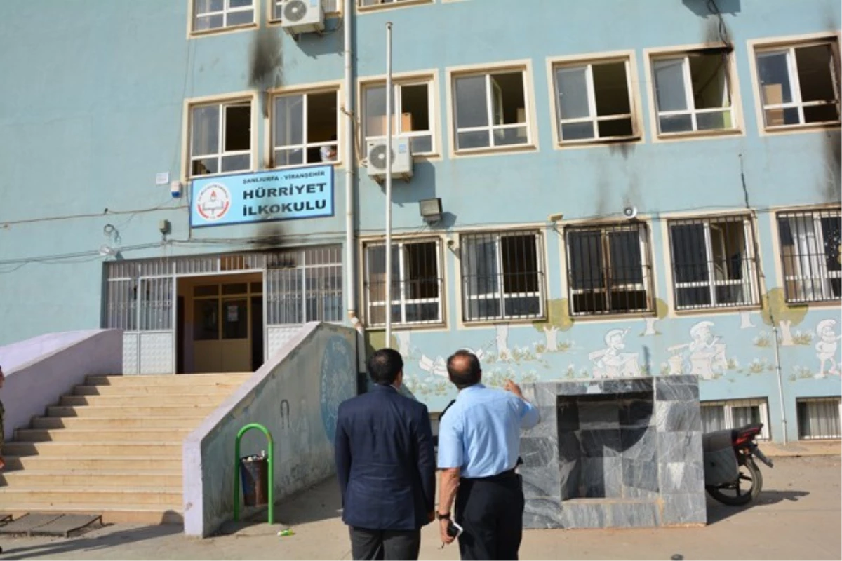 Kaymakam Huzeyfe Citer, Kobani Eylemlerinde Zarar Gören Okulları İnceledi