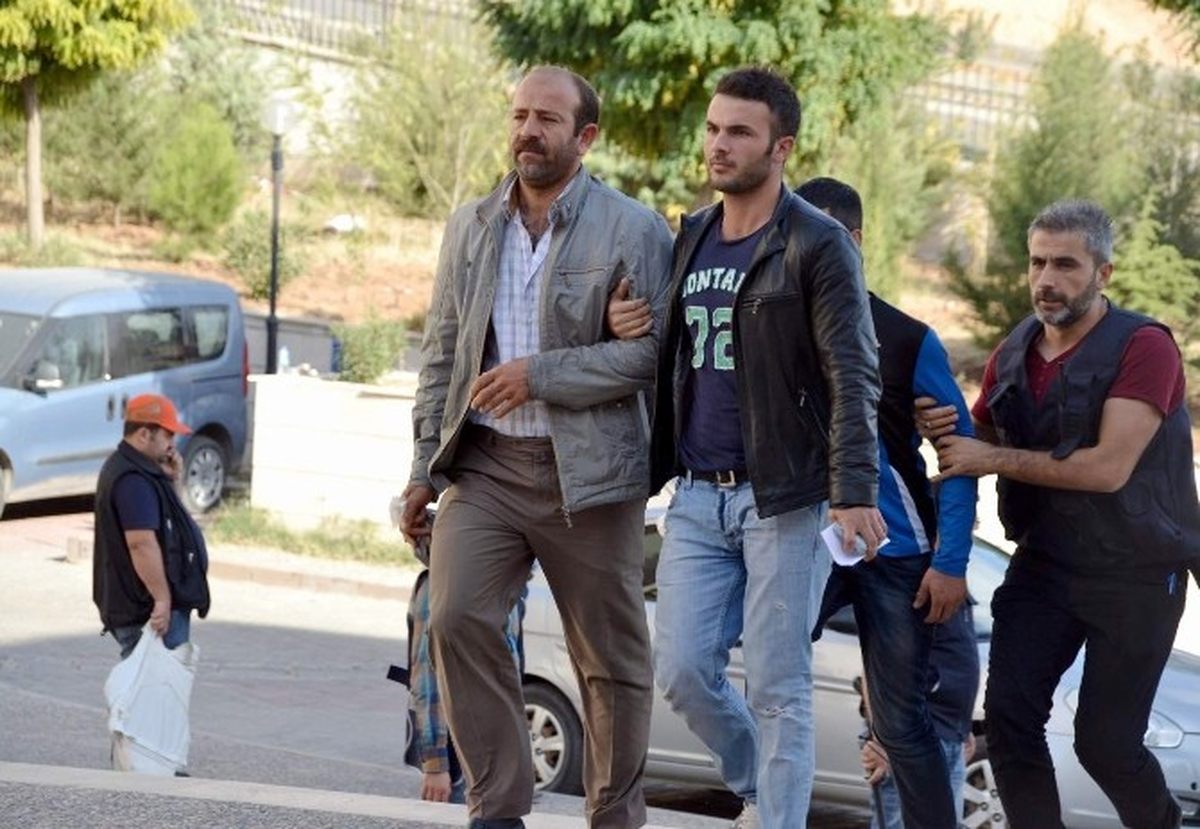Siirt\'te 13 Kişi Tutuklandı