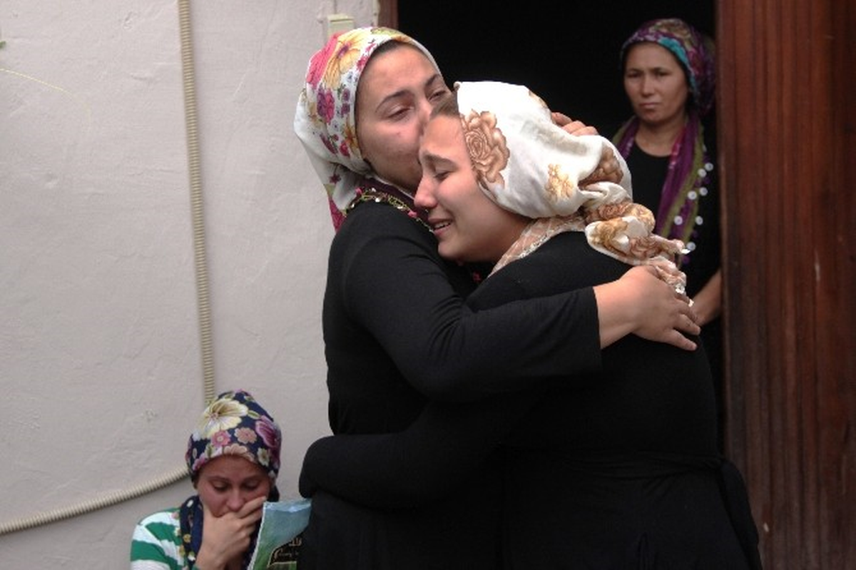 Suriye Plakalı Araçtan İnen Maskeli Şahısların Tüfekle Vurduğu Kaynakçı Hayatını Kaybetti